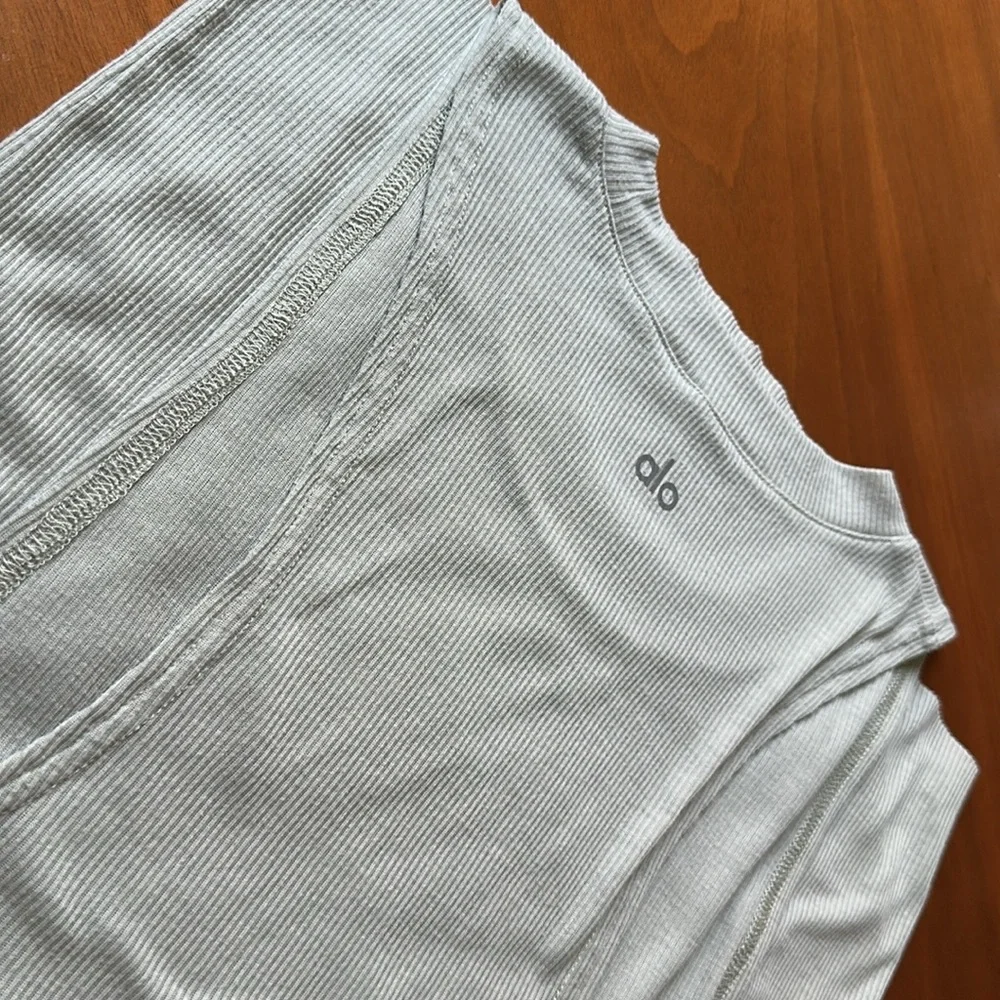 Alo Heat-Wave Tank - Pistachio - Small - Picture 3 of 10